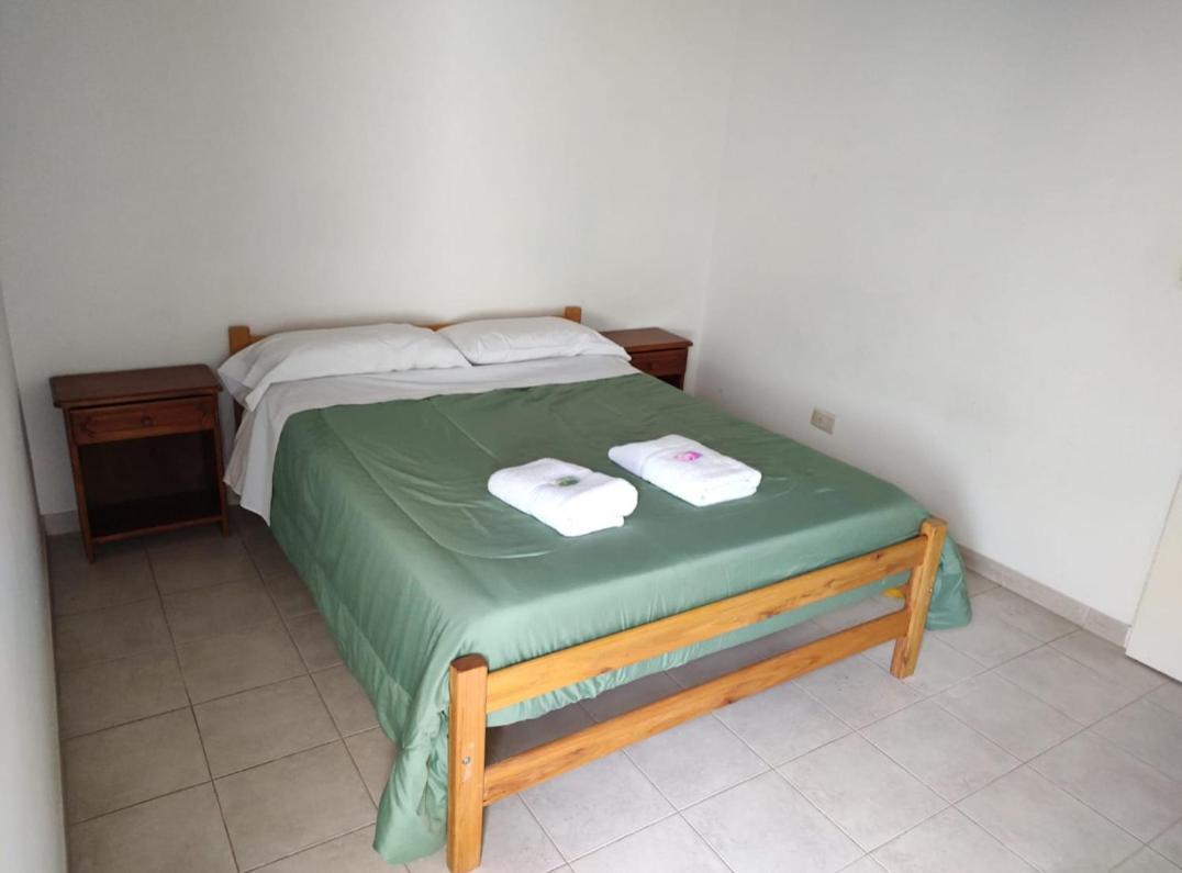 Hotel La Veleta Puerto Madryn Zewnętrze zdjęcie
