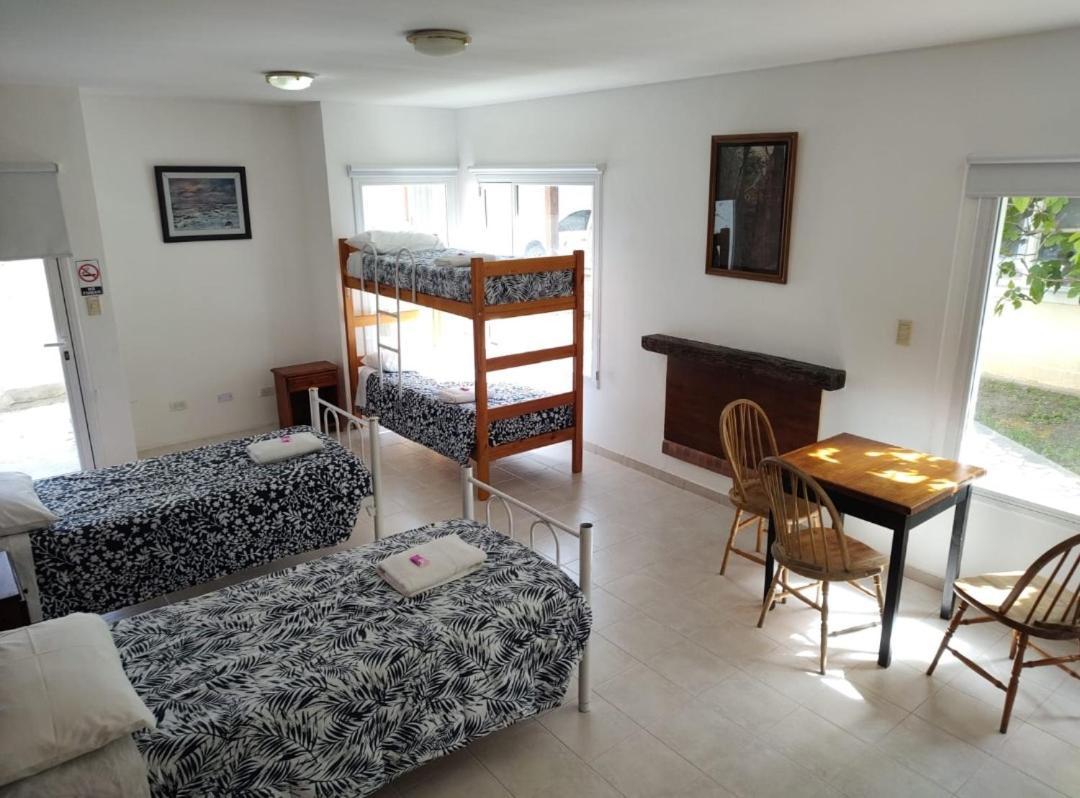 Hotel La Veleta Puerto Madryn Zewnętrze zdjęcie
